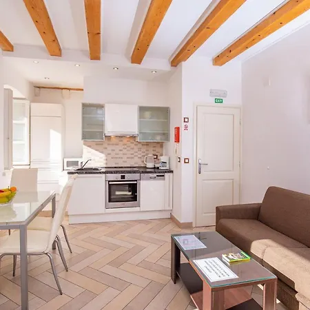 Espana 1 Дубровник